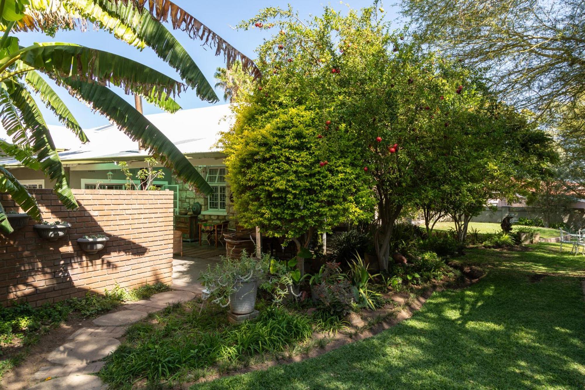 Hh 820 Accomodation Grootfontein Exteriör bild
