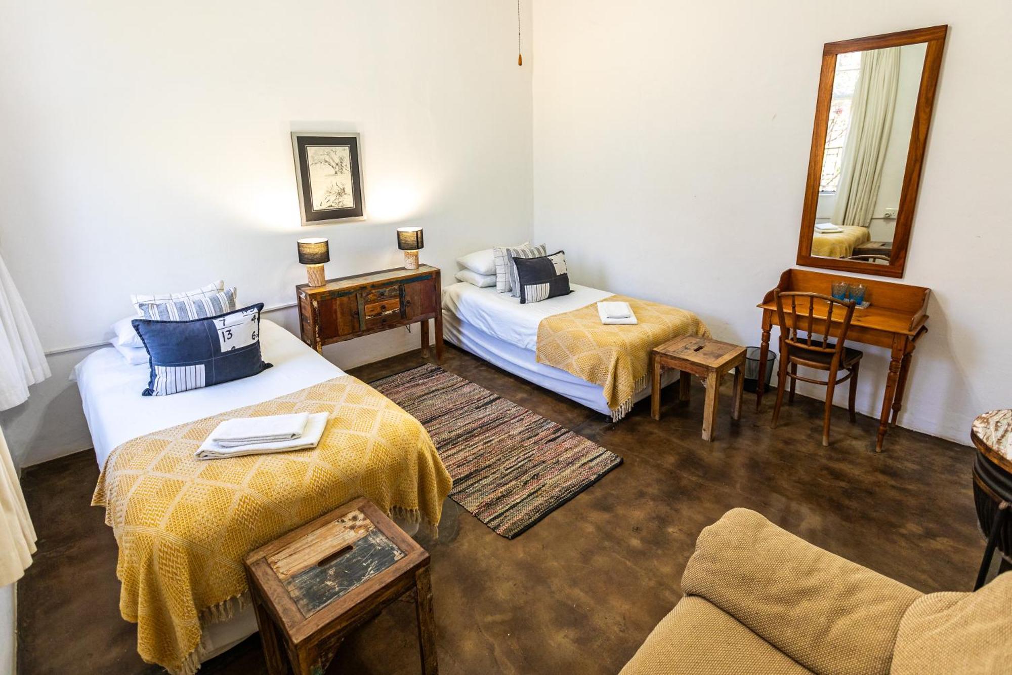 Hh 820 Accomodation Grootfontein Exteriör bild