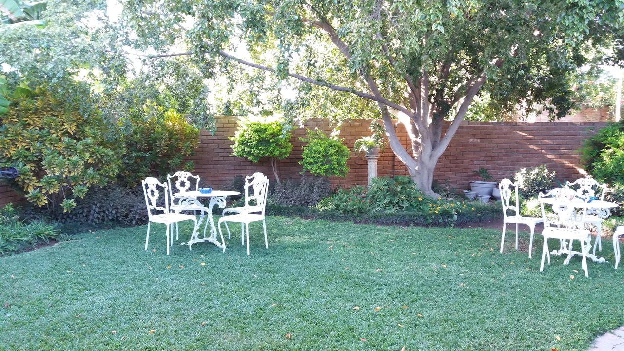 Hh 820 Accomodation Grootfontein Exteriör bild